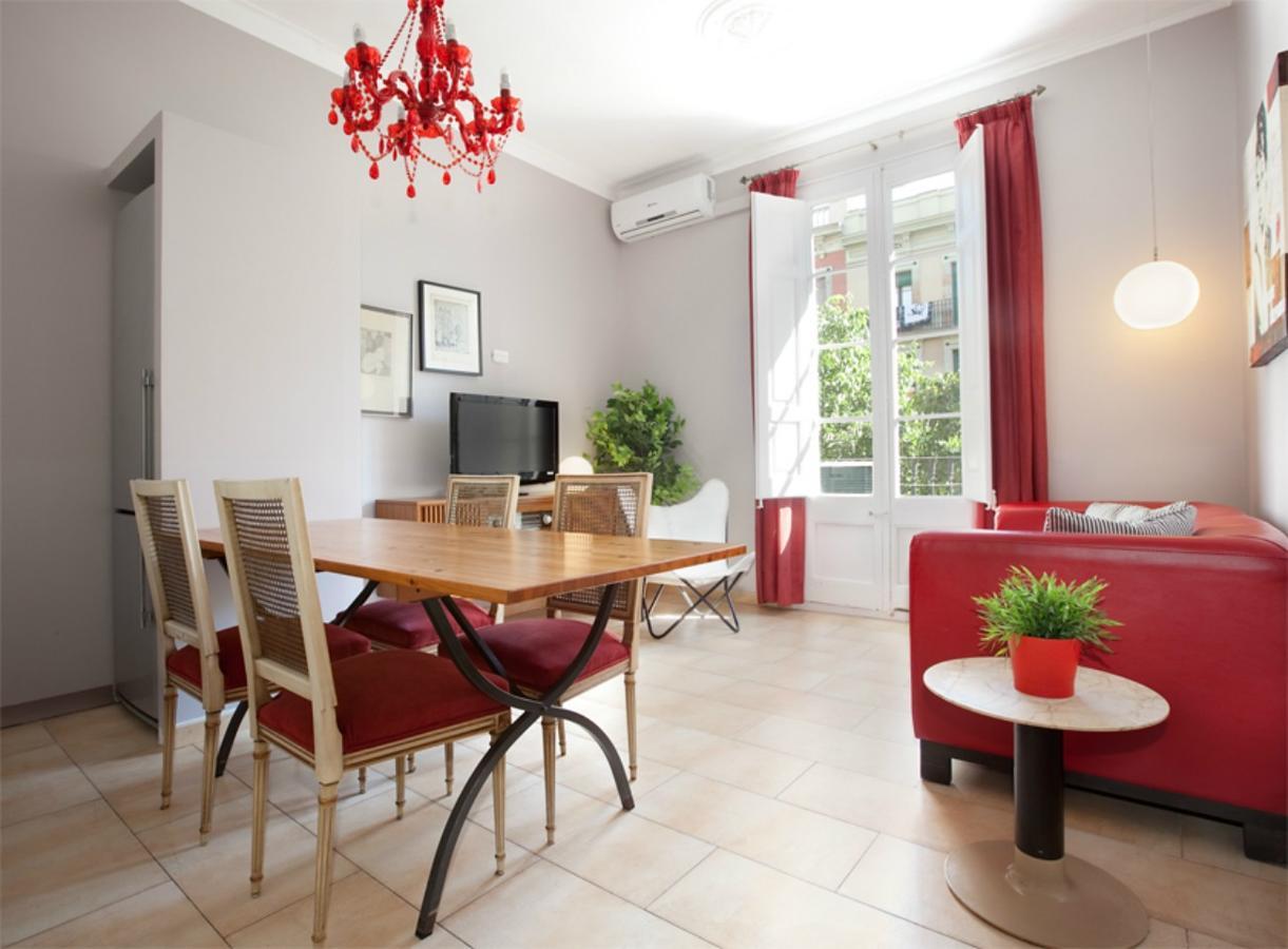 Aparteasy - Family Sant Antoni Apt. Barcelona Luaran gambar