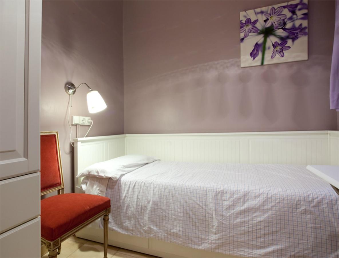 Aparteasy - Family Sant Antoni Apt. Barcelona Luaran gambar